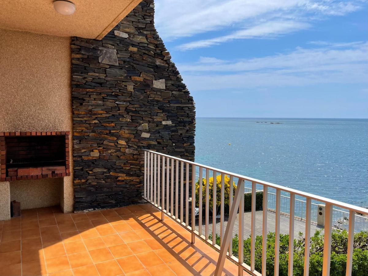 Luminoso Apartamento Frente Al Mar Con Piscina Ρόζες Εξωτερικό φωτογραφία