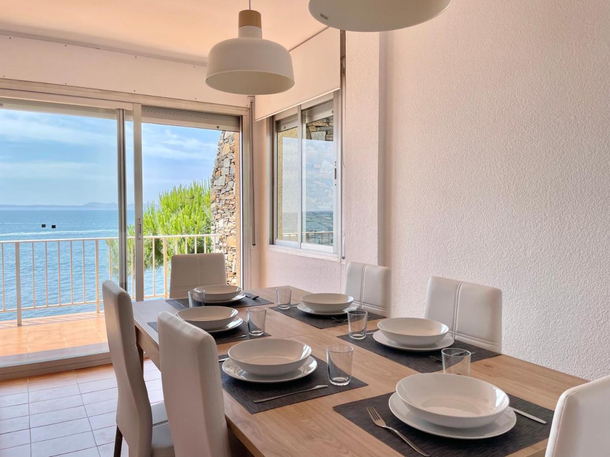 Luminoso Apartamento Frente Al Mar Con Piscina Ρόζες Εξωτερικό φωτογραφία