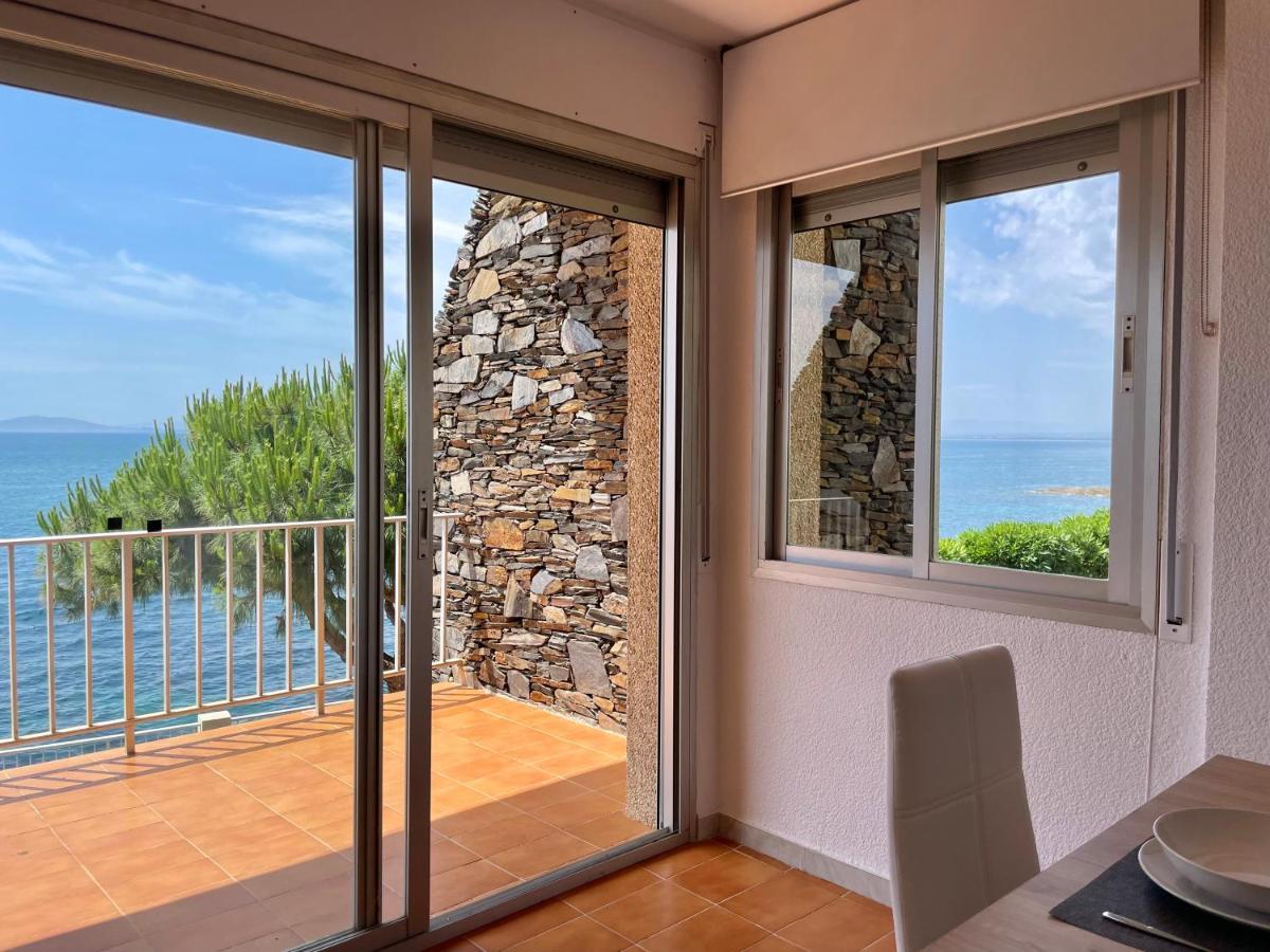 Luminoso Apartamento Frente Al Mar Con Piscina Ρόζες Εξωτερικό φωτογραφία