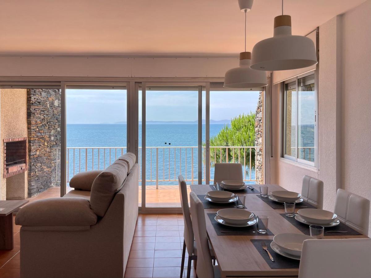Luminoso Apartamento Frente Al Mar Con Piscina Ρόζες Εξωτερικό φωτογραφία