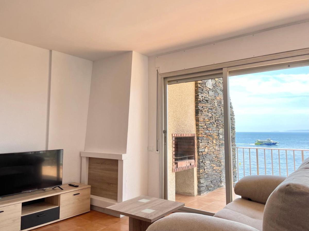 Luminoso Apartamento Frente Al Mar Con Piscina Ρόζες Εξωτερικό φωτογραφία